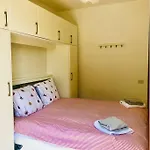 Panoramica Private Sleeps 8-by Italian 别墅
