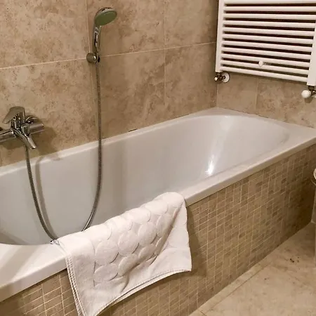 Panoramica Private Sleeps 8-by Italian Βίλα *