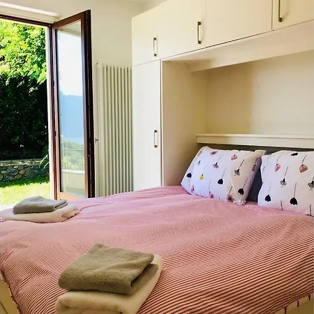 Panoramica Private Sleeps 8-by Italian *