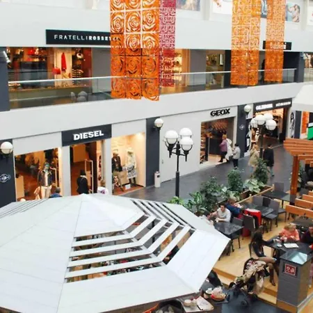 Panoramica Private Sleeps 8-by Italian