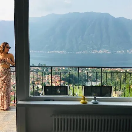 Βίλα Panoramica Private Sleeps 8-by Italian