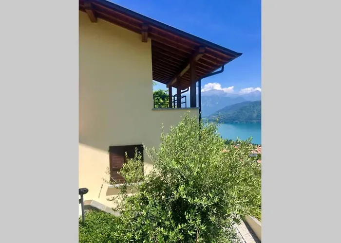 Panoramica Private Sleeps 8-by Italian Vila