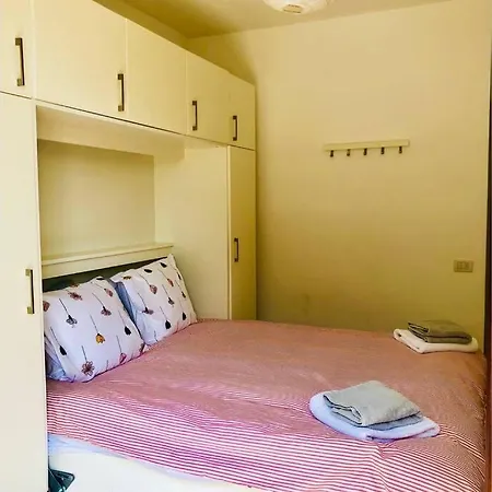 Panoramica Private Sleeps 8-by Italian וילה