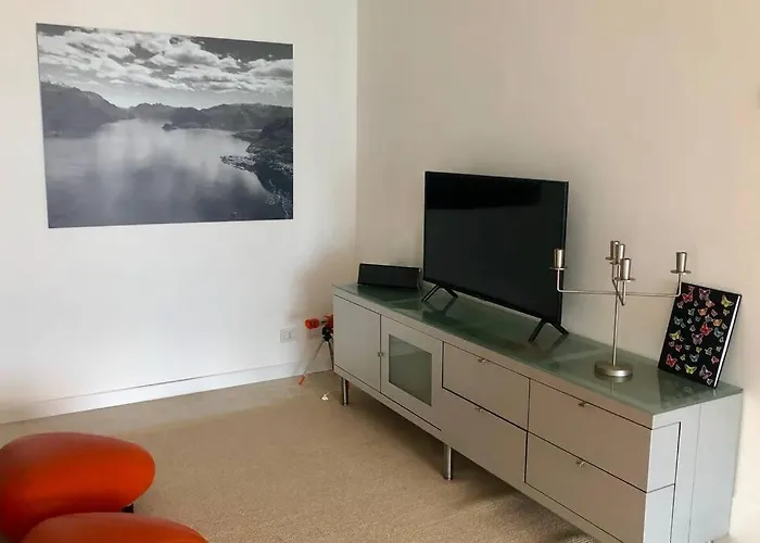 Panoramica Private Sleeps 8-by Italian *