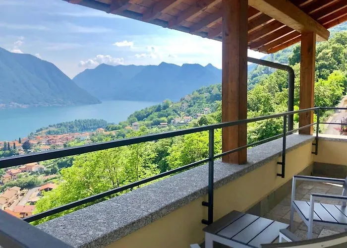 Panoramica Private Sleeps 8-by Italian Villa *